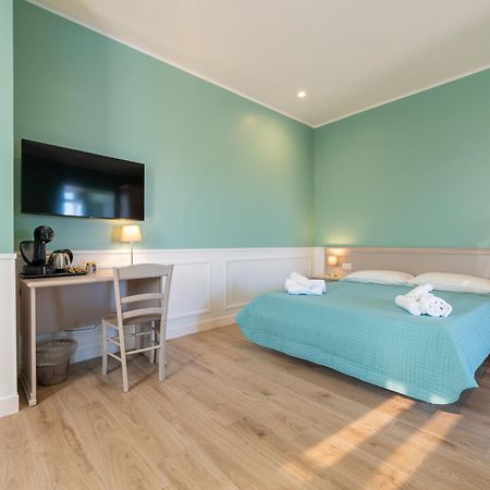 Daca Luxury Rooms Naples Exterior photo
