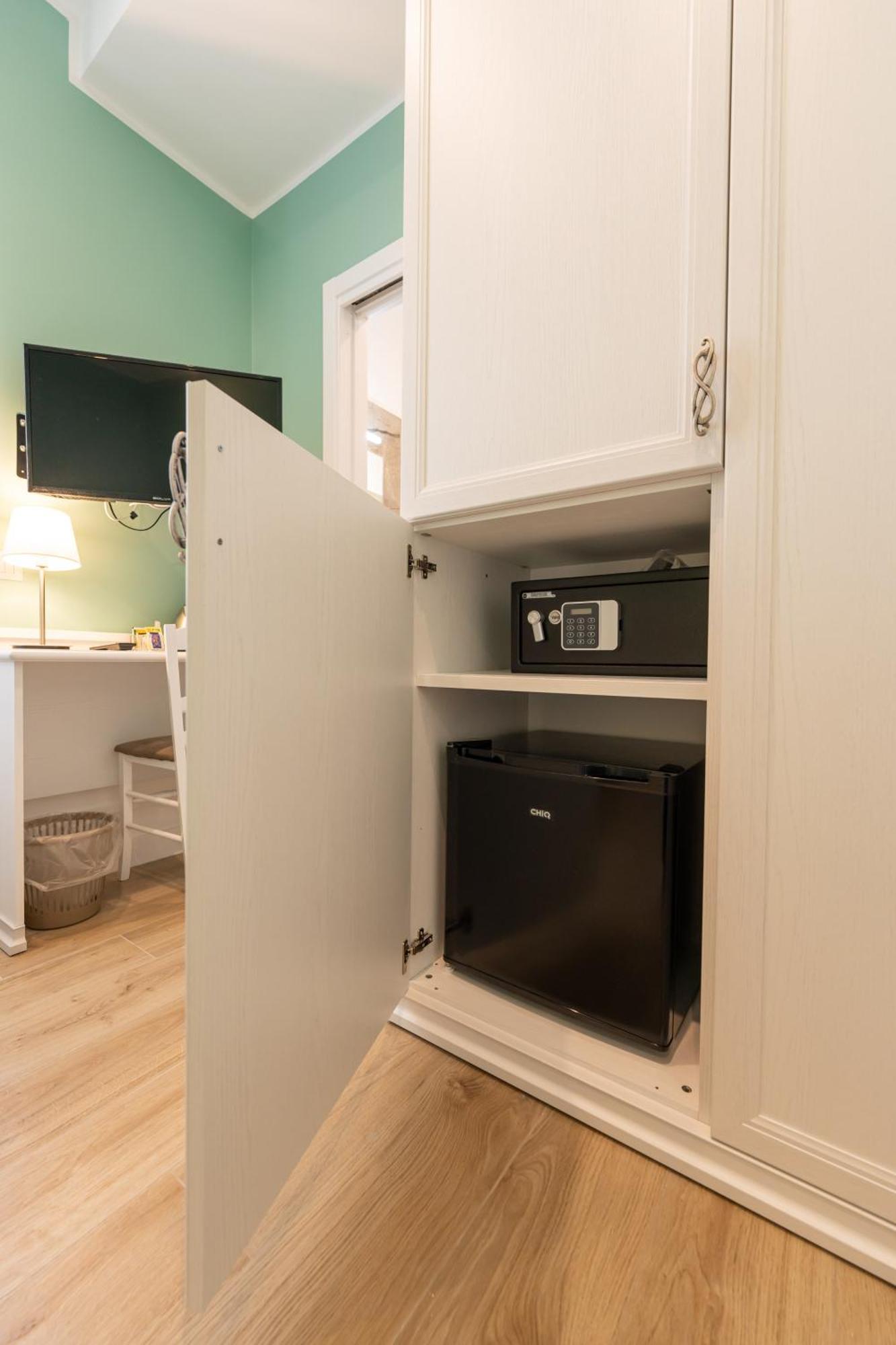 Daca Luxury Rooms Naples Exterior photo